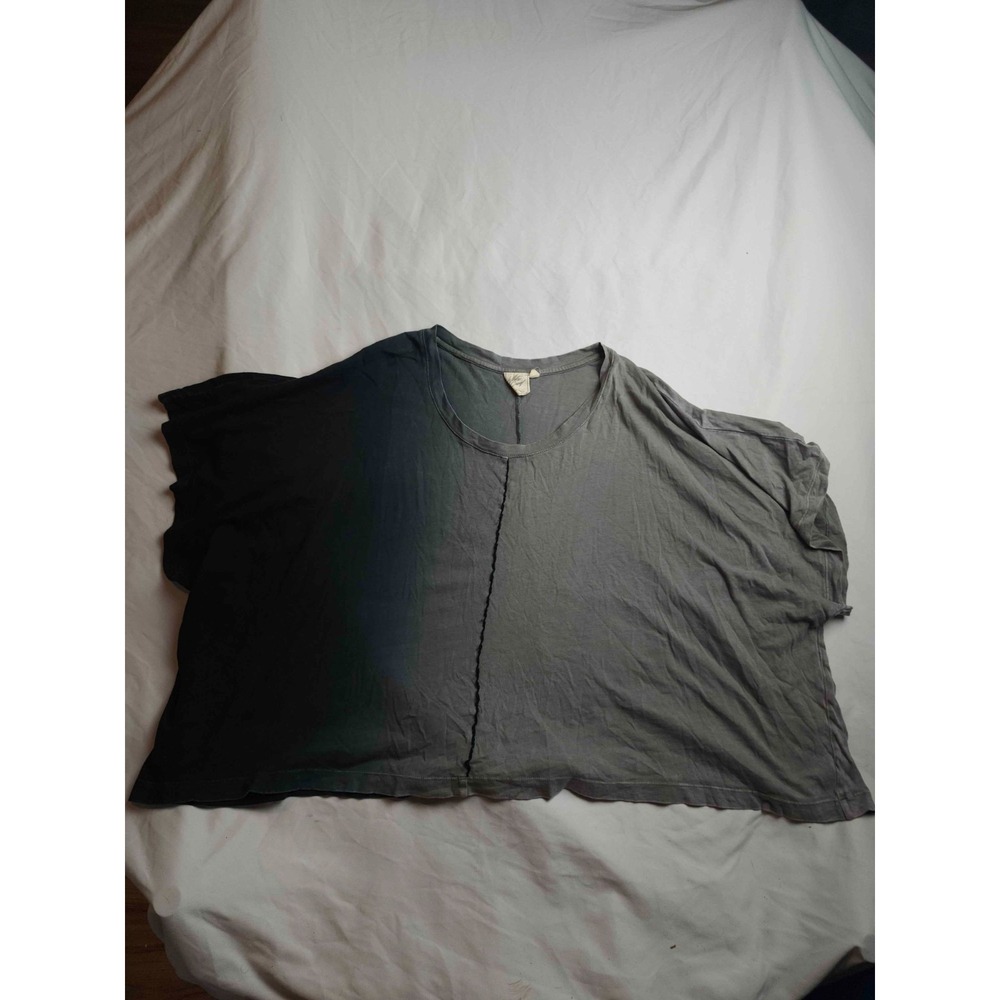 White Crow T Shirt Womens Small Gray Black Ombre Cropped Short Sleeves Boxy